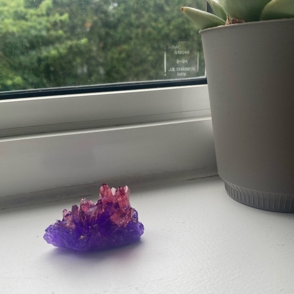 House decoration ~ Purple & pink crystal cluster decoration 💜💗 - Picture 3 of 16
